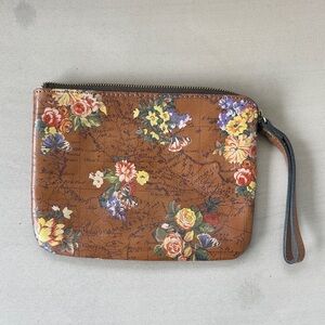 Patricia Nash Floral Tan Wristlet Clutch